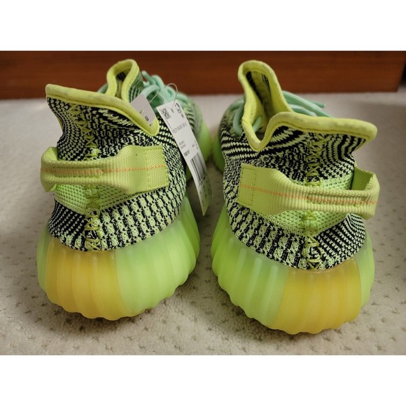 NIB Adidas Yeezy Boost 350 V2 Yeezreel Non-Reflective FW5191, size 10 - Picture 5 of 8